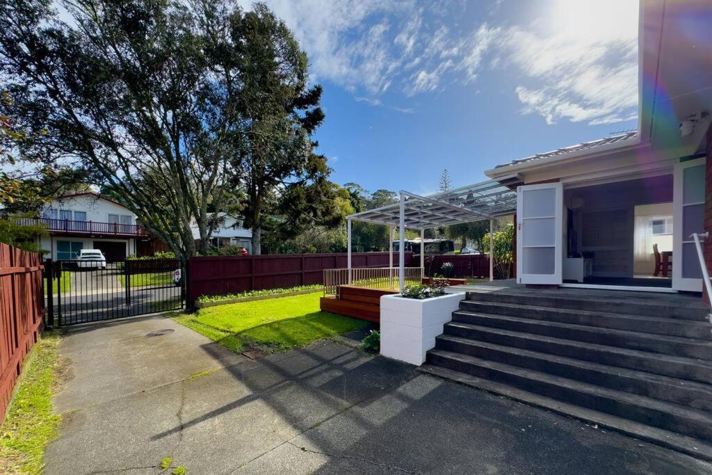 Exquisite Four-bedroom In Forrest Hill Auckland